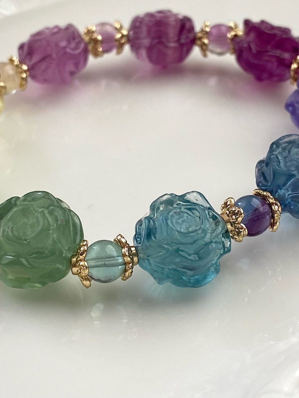 B165-Handmade Multicolor Carved Fluorite Flower Stretchable Bracelet - Picture 6 of 8
